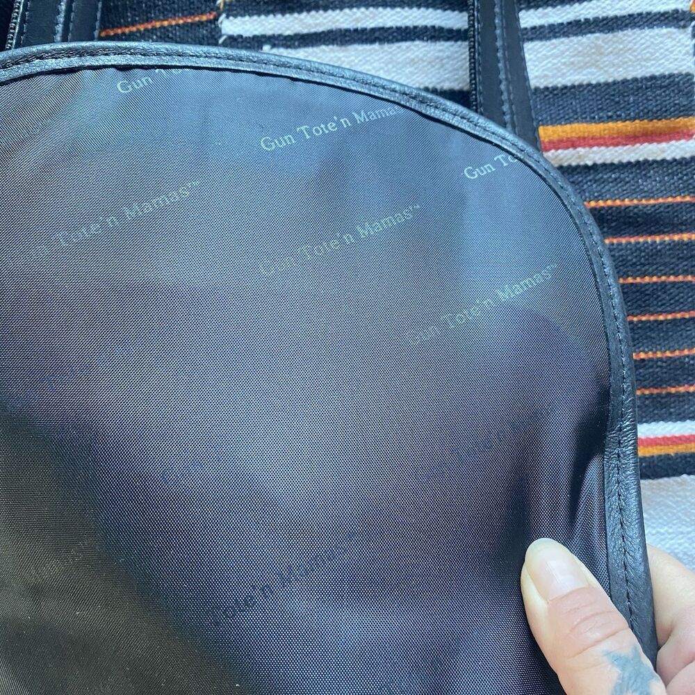 Gun Tote’n Mama Leather Studded Concealed Carry Bag Purse. Crossbody. Excellent! - Picture 7 of 16
